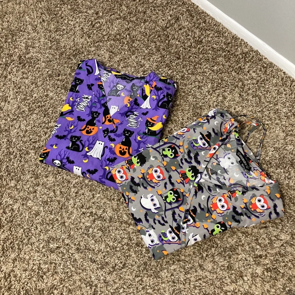 🔴EVERYTHING MUST GO🔴 Cassandra O Halloween 🎃 scrub top - Picture 3 of 4